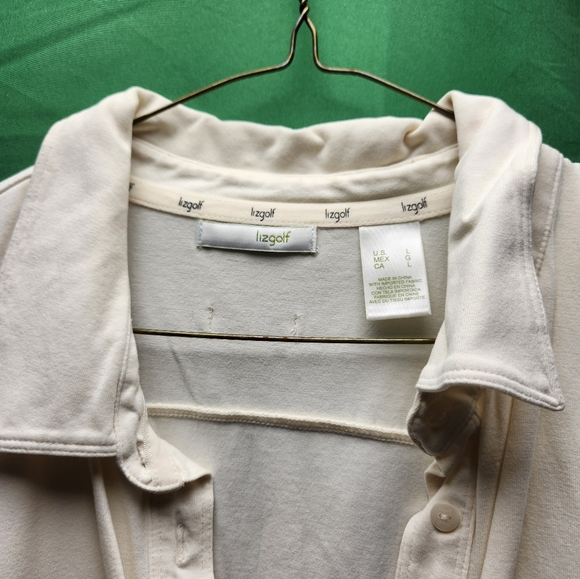 Liz tan golf shirt with breast pockets size large - Picture 2 of 3